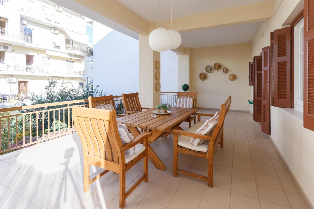 Centro Home Каламата Екстер'єр фото